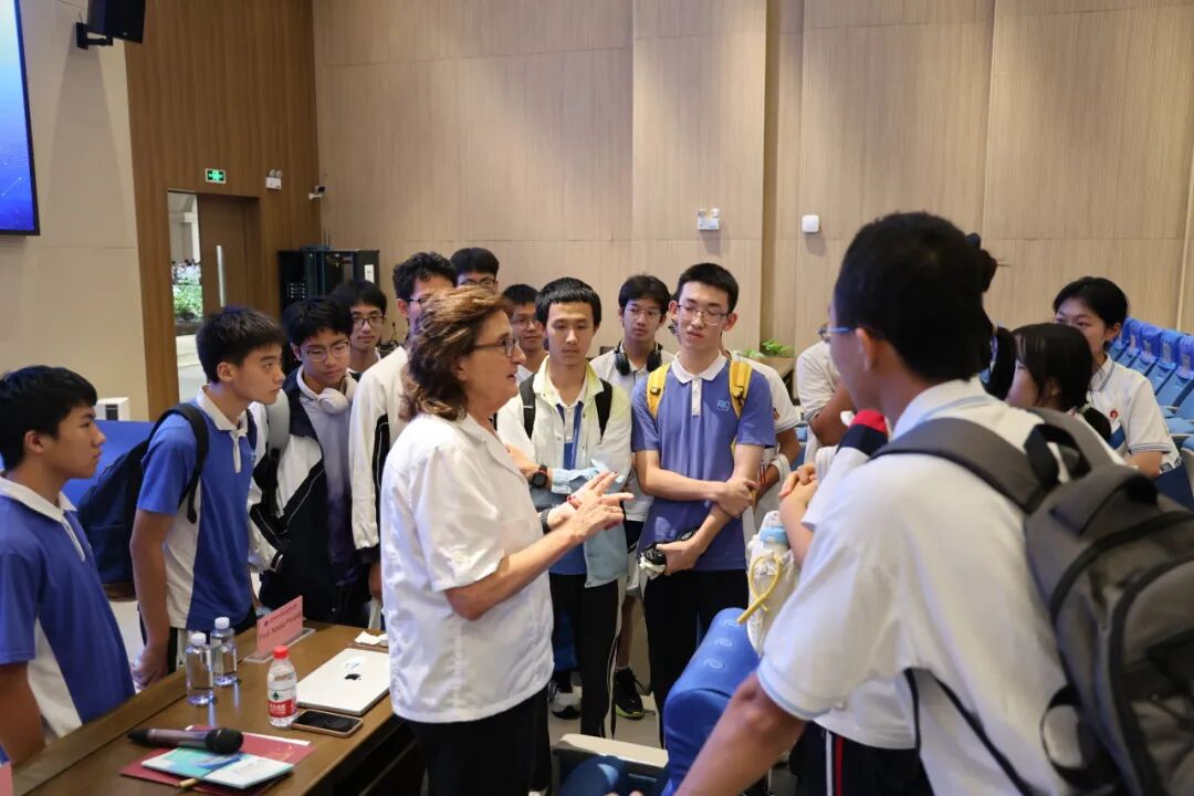 南方海洋实验室举办国际科普交流活动——求索海洋新知，共筑蓝色梦想