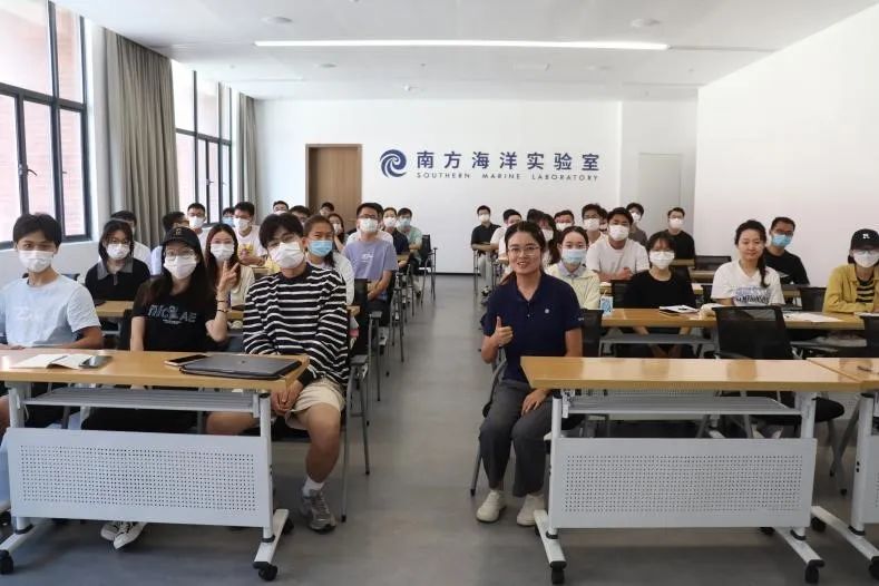 我实验室海洋元素与同位素平台举办电子探针仪器培训